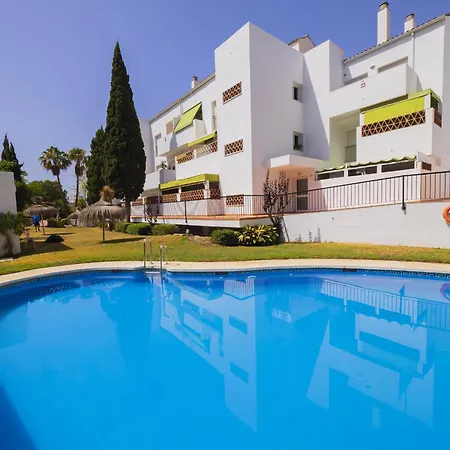 Cubo's Poseidon 2 & Pool Pensionat Benalmádena