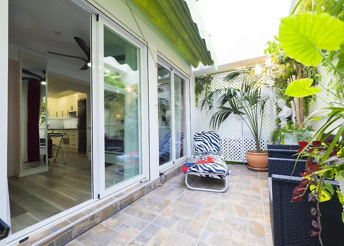 Cubo's Poseidon 2 & Pool